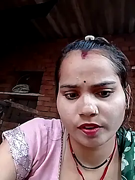 Hotpoojapal365 stripchat live cam model