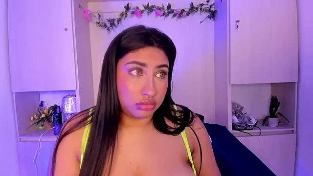 CANDYGABYY stripchat live cam model