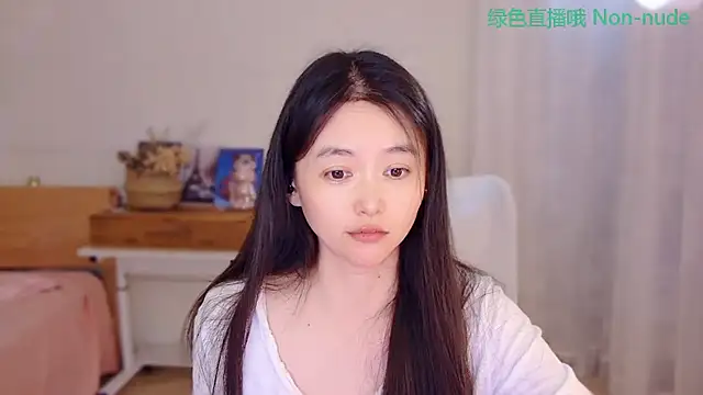 Coco-Sweetie stripchat live cam model