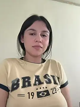 Daniela-rosee stripchat live cam model