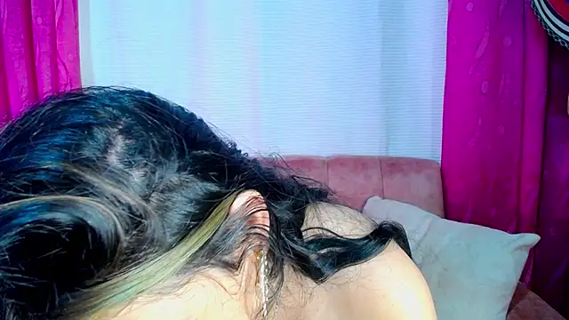 CiaraaSweet stripchat live cam model