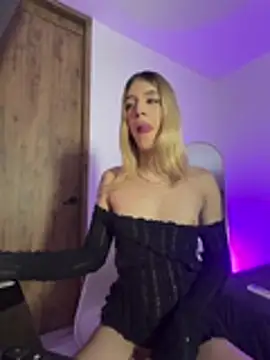 Courtney_gonet stripchat live cam model
