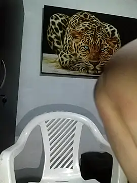 dulccemaria24 stripchat live cam model