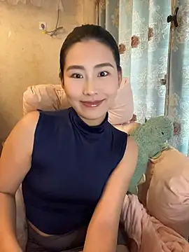 zhenzhen-888 stripchat live cam model