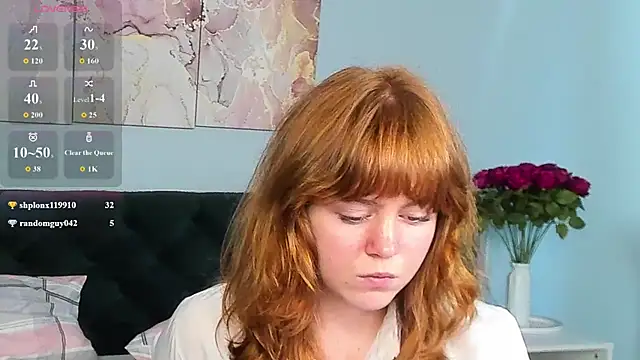 ReneeFoxy_ stripchat live cam model
