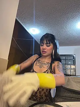 -Brittanny stripchat live cam model