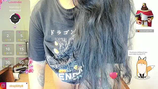 LoveLyy- stripchat live cam model