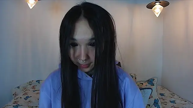 alien_eyes09 stripchat live cam model