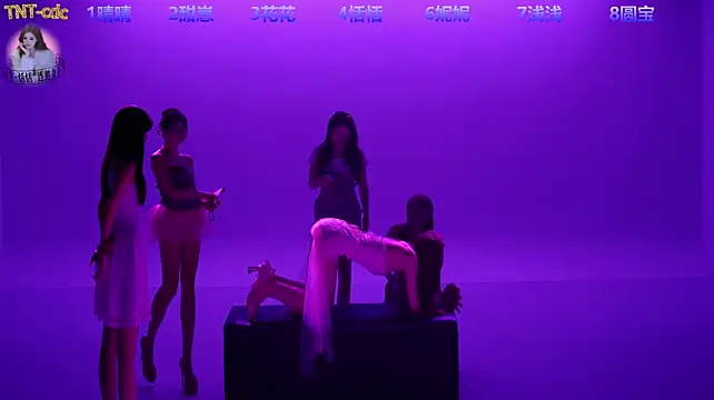 TNT-cdc stripchat live cam model