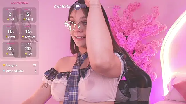 Clara_Luu stripchat live cam model