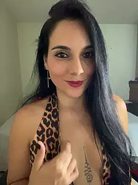 Miaswwe stripchat live cam model