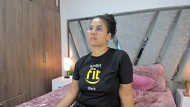 Carla_fox_ stripchat live cam model