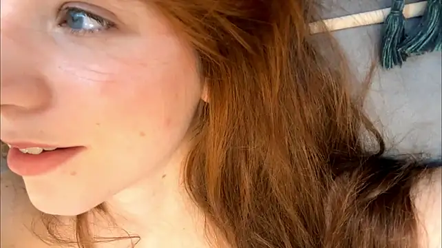 Kissme_Kira stripchat live cam model
