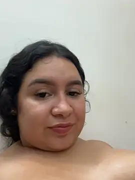 Pretty_Isadora stripchat live cam model