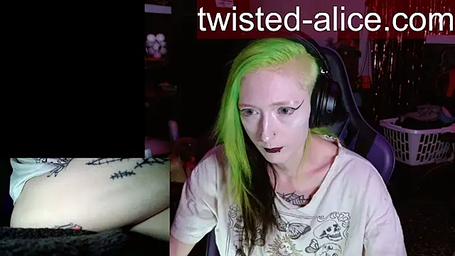 Twisted_Alice stripchat live cam model