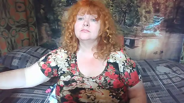 RoseRed69 stripchat live cam model