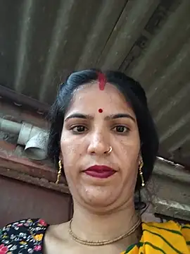 Riya_jaan12 stripchat live cam model