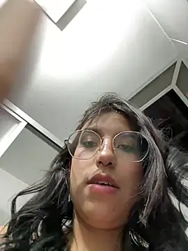 Tinniforwor stripchat live cam model