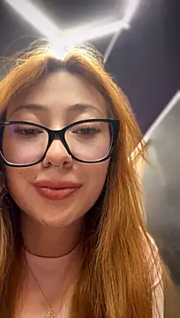 Sofii_gold stripchat live cam model