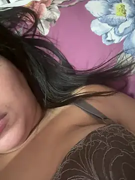 ReemSexy stripchat live cam model