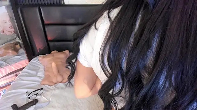 lunalenox stripchat live cam model