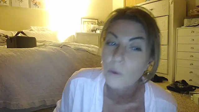 ganja-goddess stripchat live cam model