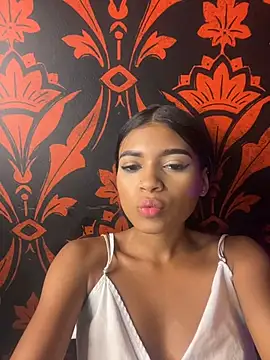 HeyBunnyXXX stripchat live cam model