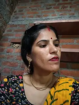 Riya_jaan12 stripchat live cam model