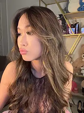 Kami_Lee_XO stripchat live cam model