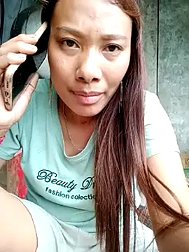 Leiley_98 stripchat live cam model