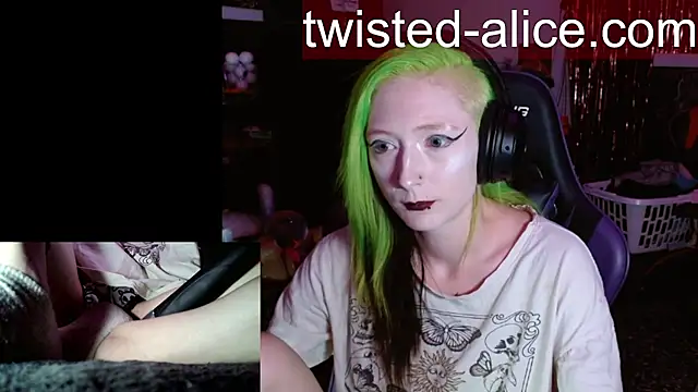 Twisted_Alice stripchat live cam model