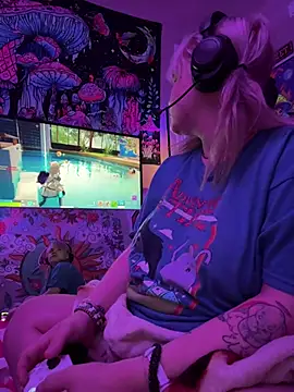 Cutiepiespanks stripchat live cam model