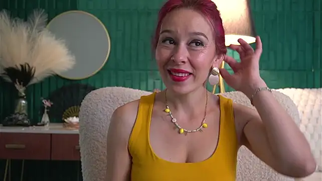 HaileyMoonn stripchat live cam model