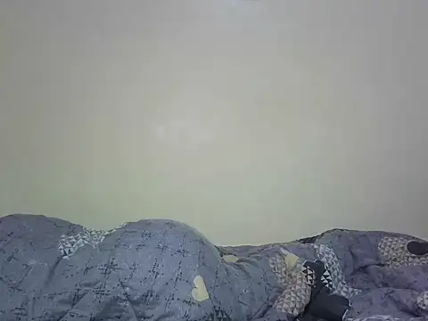 sweet-ebony1 stripchat live cam model