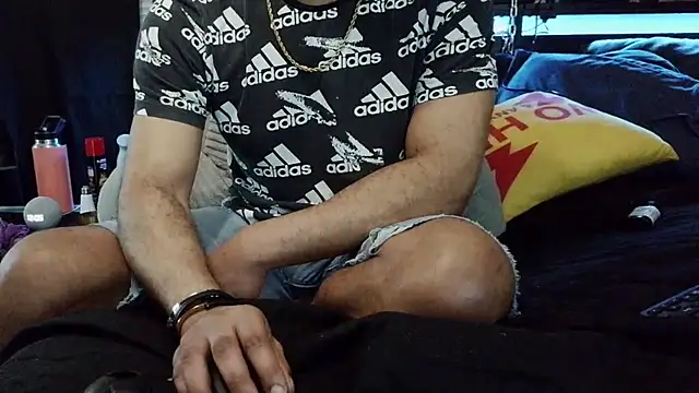 KY_Sir35 stripchat live cam model