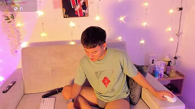 Young_Ben stripchat live cam model