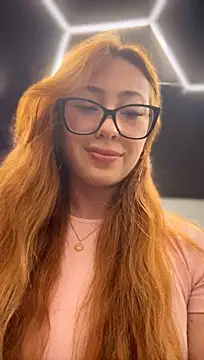 Sofii_gold stripchat live cam model
