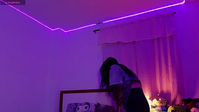 Kittyhelll_ stripchat live cam model