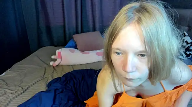 Asya_Almost stripchat live cam model