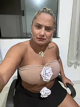 Gabyseex stripchat live cam model