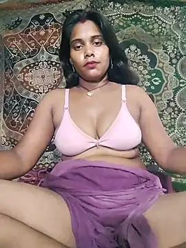 Soniya-Love-143 stripchat live cam model