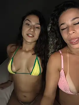 vivianeleoa stripchat live cam model
