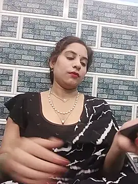 lovely-girl99 stripchat live cam model