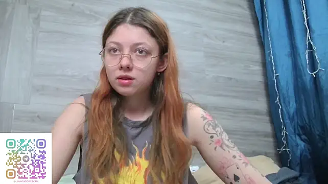 LinaBonBon stripchat live cam model
