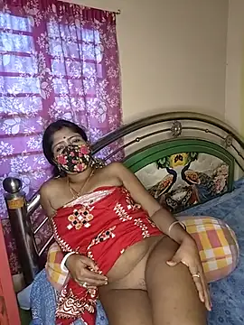 Love143A stripchat live cam model