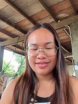 Ponthip stripchat live cam model