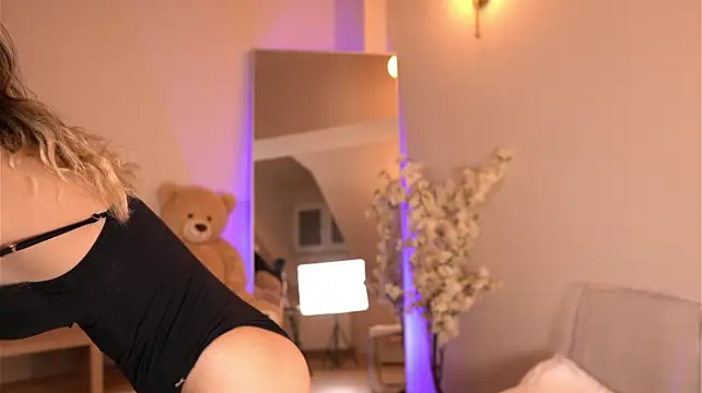 SassyIvana stripchat live cam model