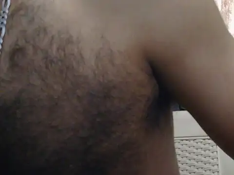 indianhairybull stripchat live cam model