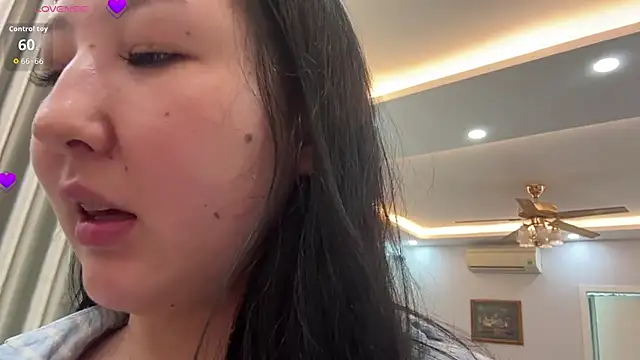 Kimikoo stripchat live cam model