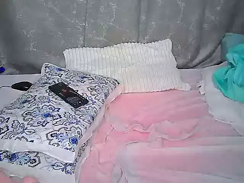 Lenclara stripchat live cam model